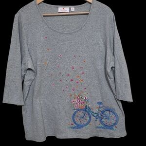Quacker Factory Gray Blue Graphic Long Sleeve Tee